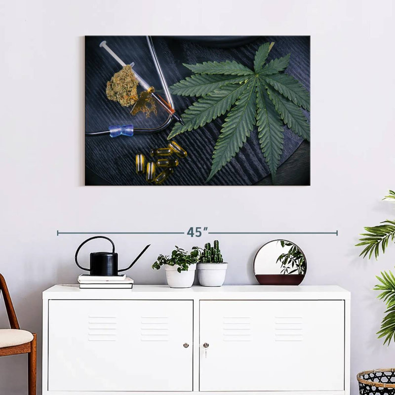 Senne Medicinal Marijuana Leaf, 24" H x 36" W