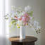 Ornements de fleurs simulées