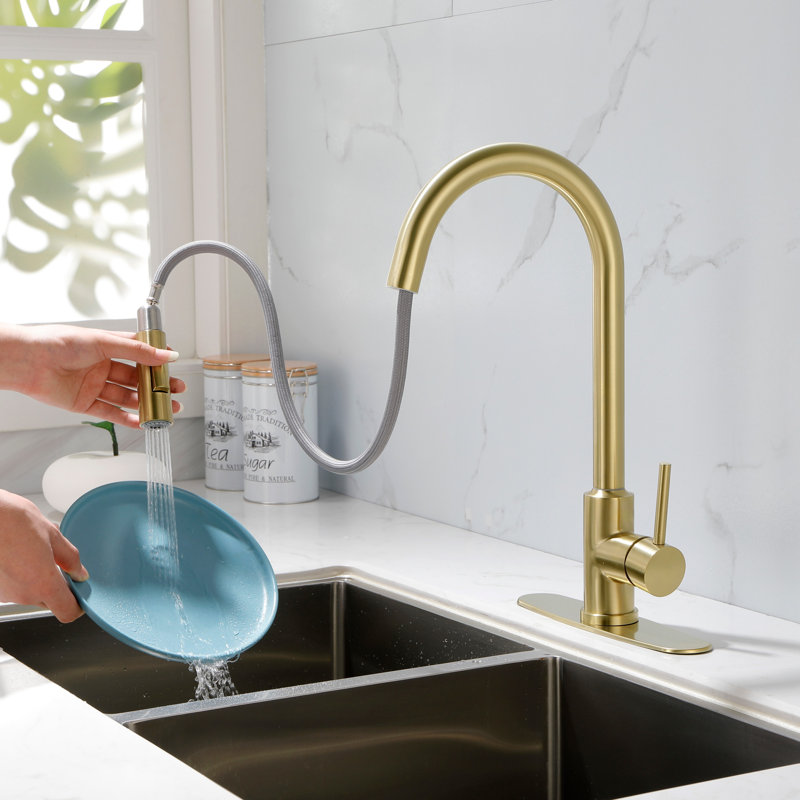 Kitchen Faucet With Pull Down Sprayer, Gold