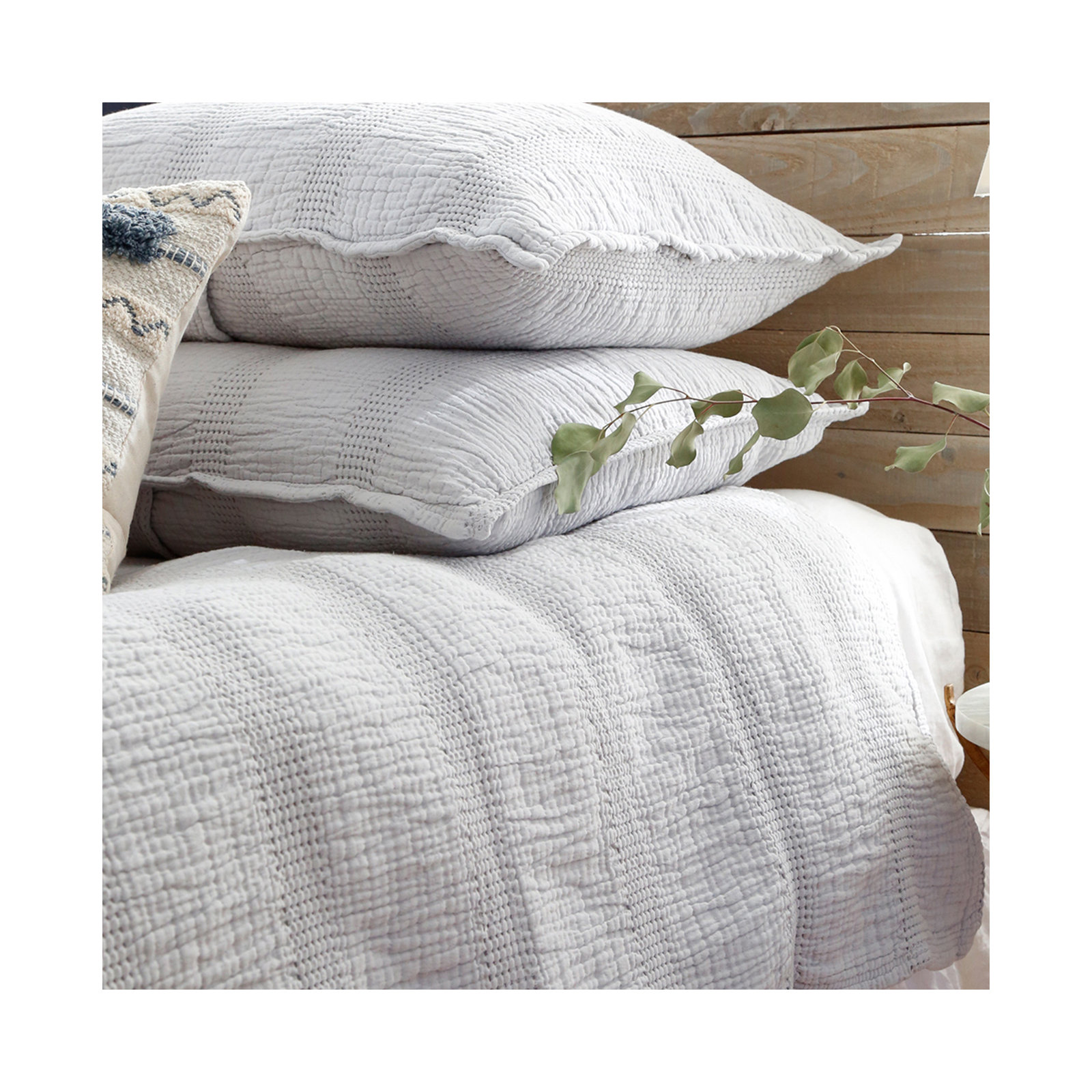 Nantucket Gray/White/Midnight Piece Sham, Gray, Euro