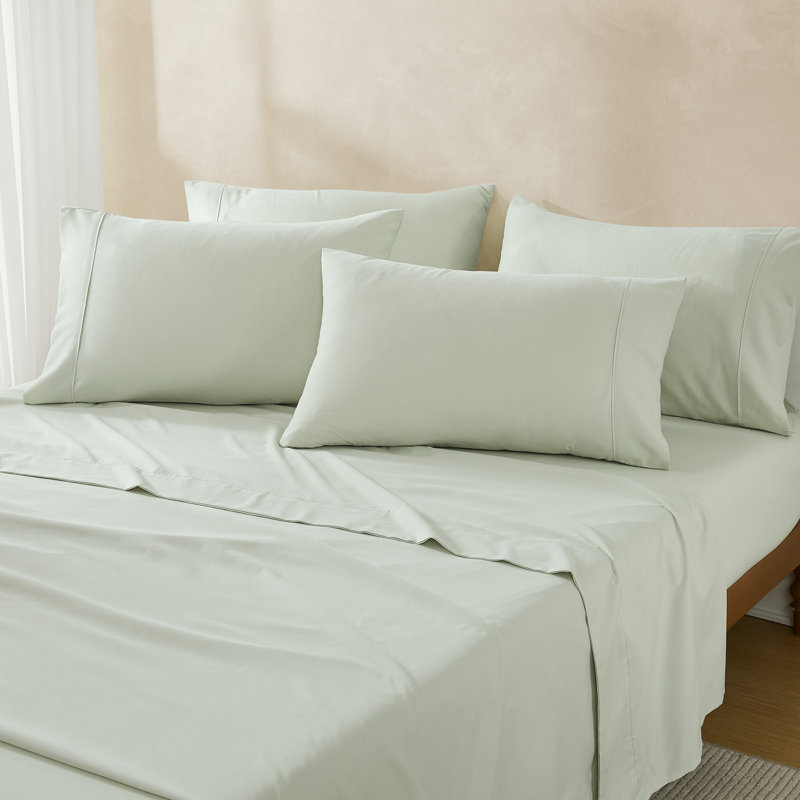 Verona Solid Sheet Set, Queen Sheet Set with 4 Pilowcases, Green