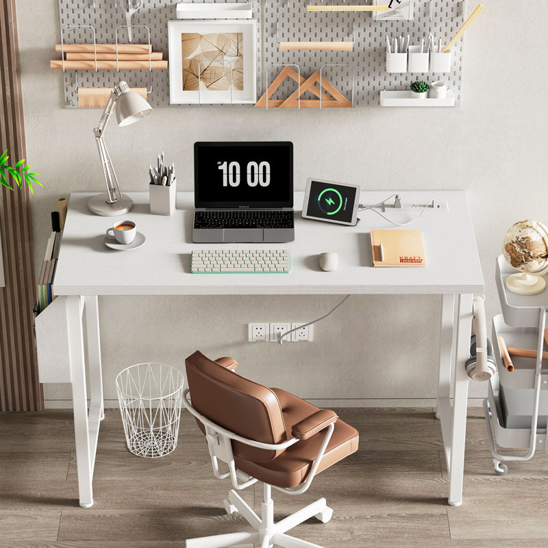Bureau d'écriture rectangulaire avec prises de courant, Blanc, H 29,52 po x l 39 po x P 18,9 po
