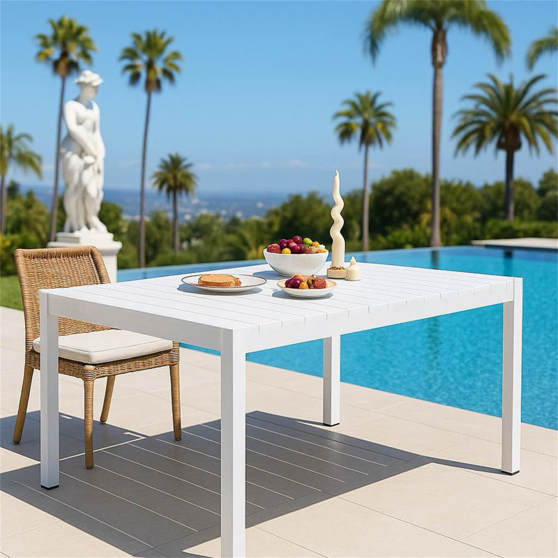 Table de bout moderne blanche de 55 po - table de salle à manger polyvalente intérieure / extérieure, table de patio, table de jardin - plateau de table léger en PP avec pieds en métal pour la cuisine, la cour et les rassemblements de terrasse (blanc)