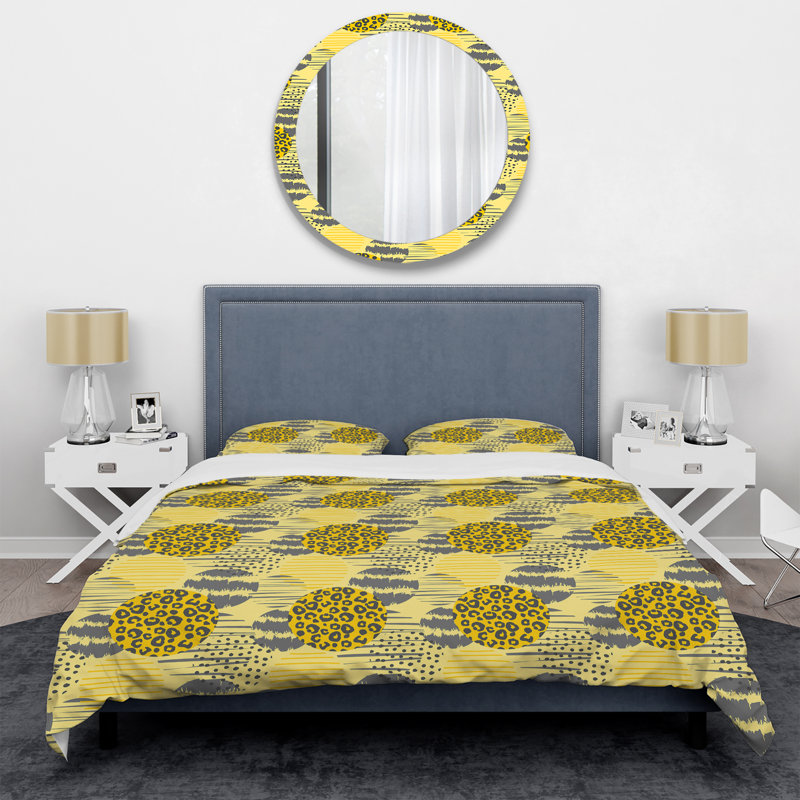 Yellow Microfiber 3 Piece Duvet Cover Set, Full/Queen Duvet Cover + 2 Standard Shams