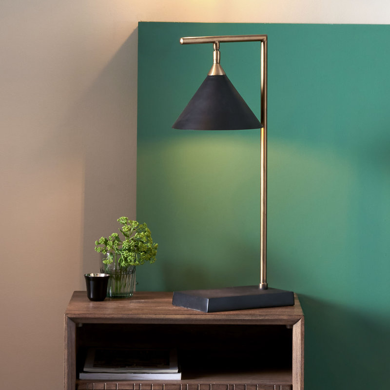Eita Metal Desk Lamp