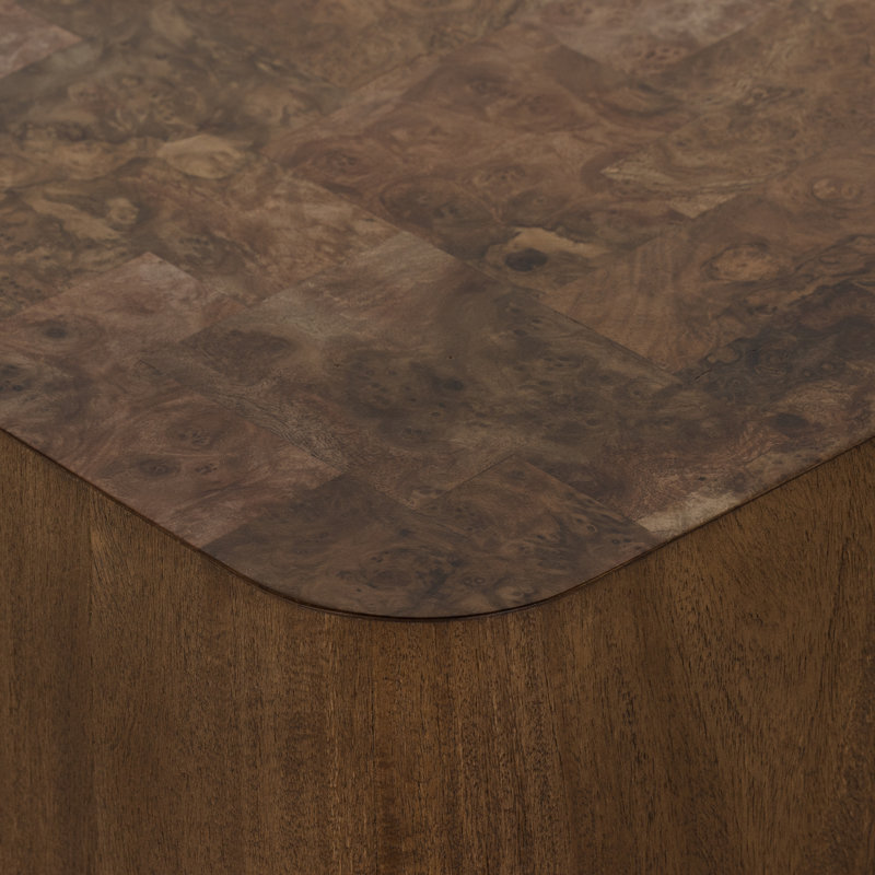 Table de bout à piédestal Elvia Ritu, Bois madré foncé chaud
