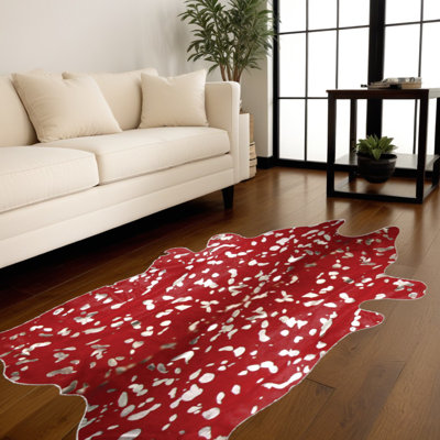 Monticello 6' X 7' Red And Silver Cowhide Area Rug