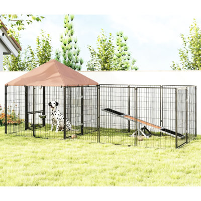Large Outdoor Dog Kennel with Rotating & Adjustable Height Bowls