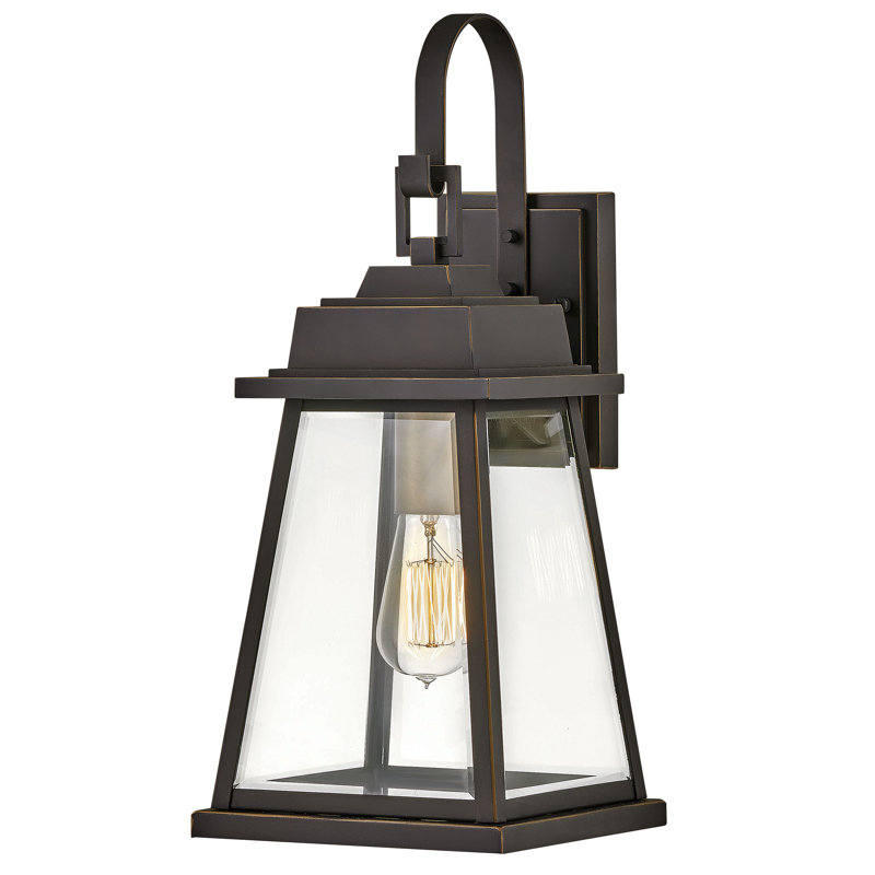 Lanterne murale d'extérieur en bronze huilé Bainbridge, H 19,25 po x l 8 po x P 9,5 po