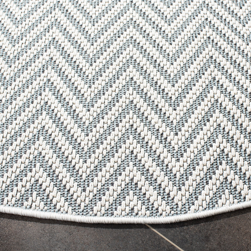 Haileyjade Performance Machine Washable Chevron Indoor/Outdoor Area Rug, Round 6'7"