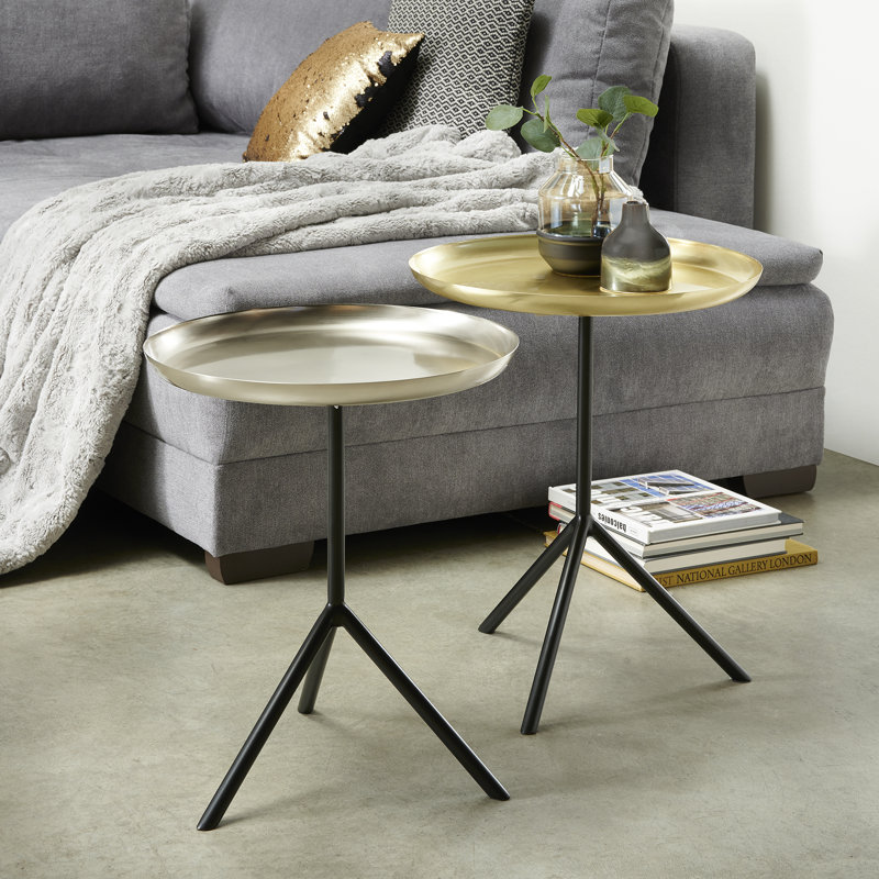 Lave Nesting Tables