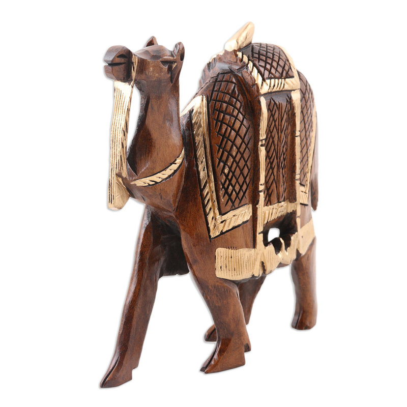 Sculpture Camel Walk