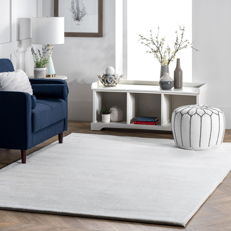 Ainsley Soft Faux Rabbit Machine Woven / Power Loomed Performance White Shag Rug, Rectangle 7'6" x 9'6"