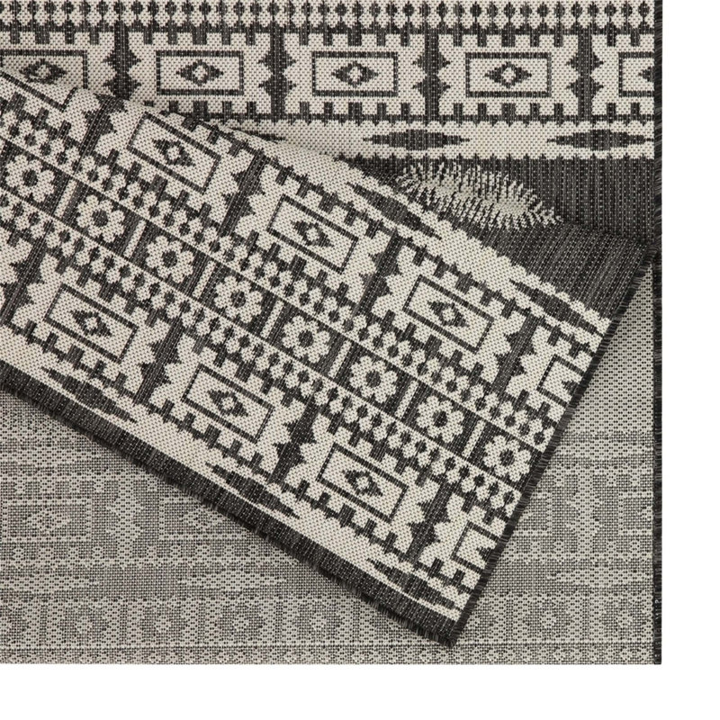 Lenke Indoor / Outdoor Rug
