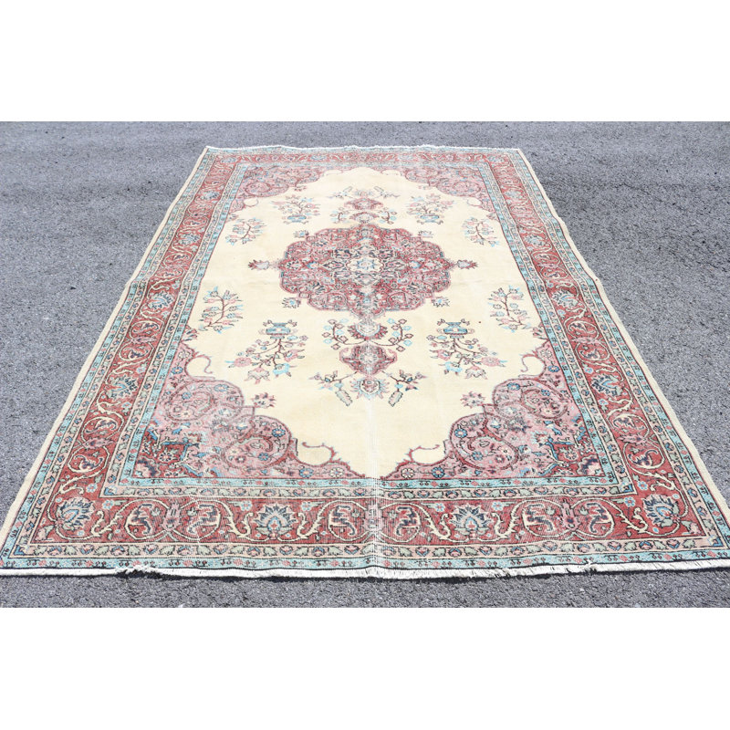 Tapis crème antique tissé à la main Oushak avec motif oriental de la région d'Anatolie