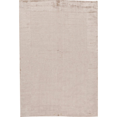 Area Rug in Ivory