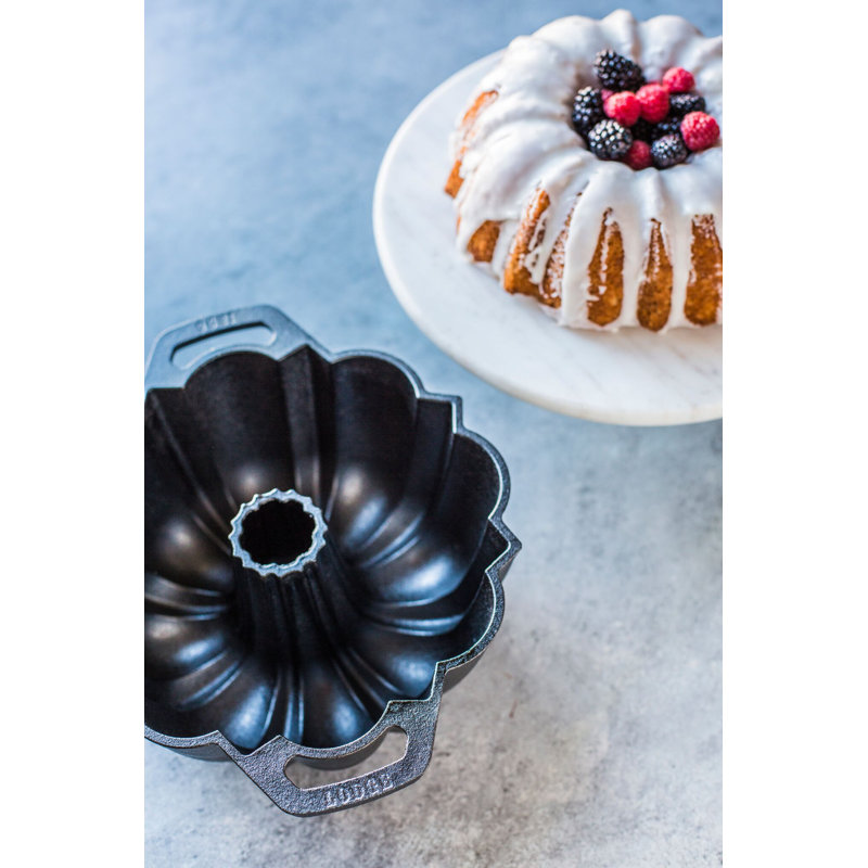 Lodge Black Cast Iron Fluted Bundt Cake Pan