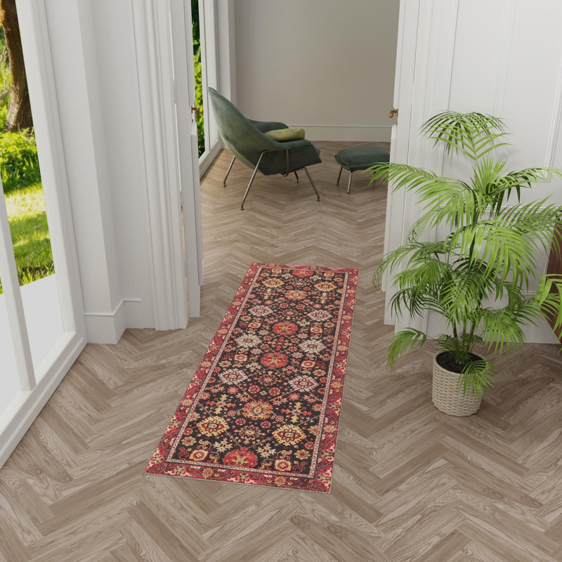 Tapis noir Aucun Hinkley, Tapis de couloir 2 pi x 8 pi