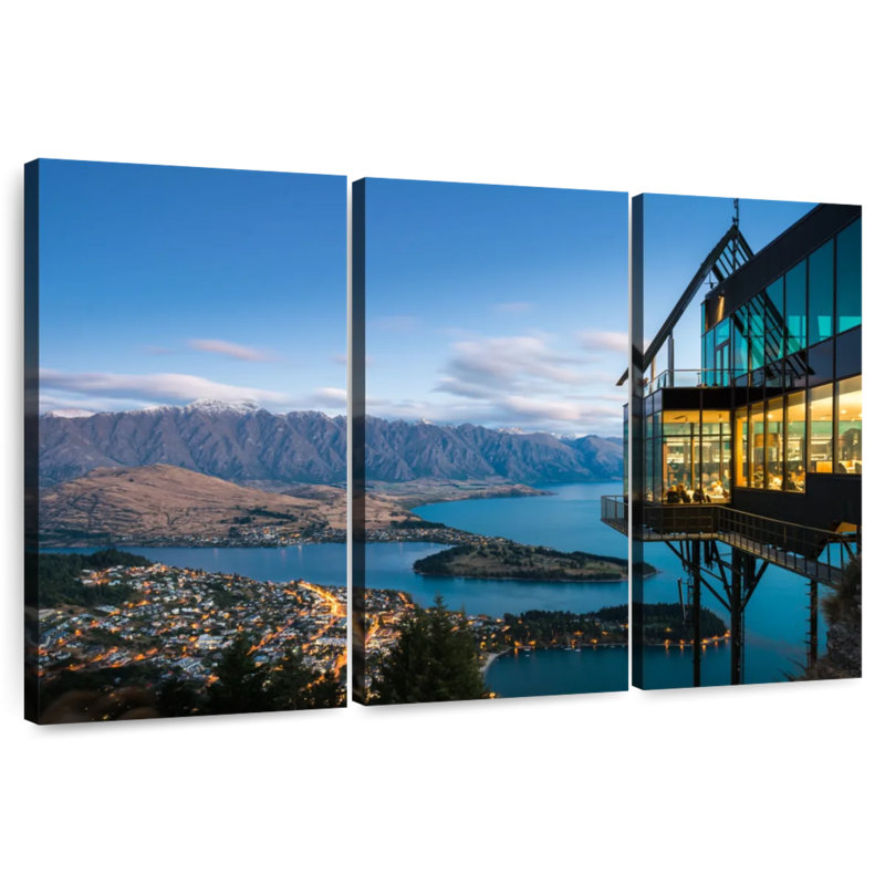 Queenstown Architecture, 28" H x 45" W