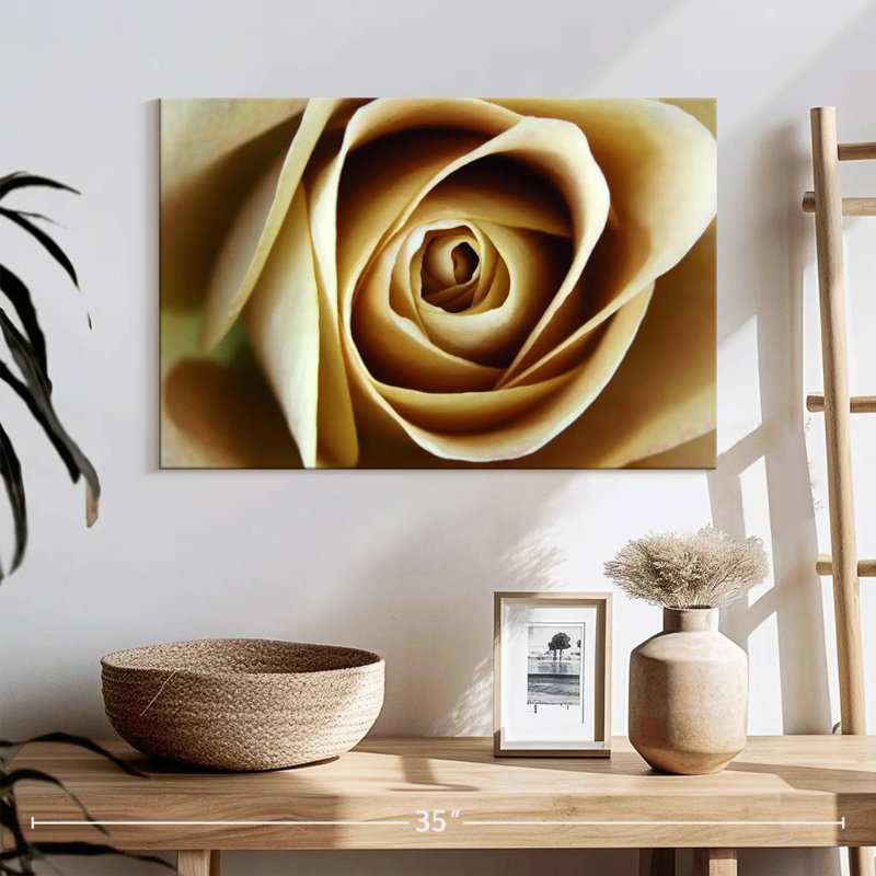 Rose Harnek en herbe beige, H 16 po x l 24 po