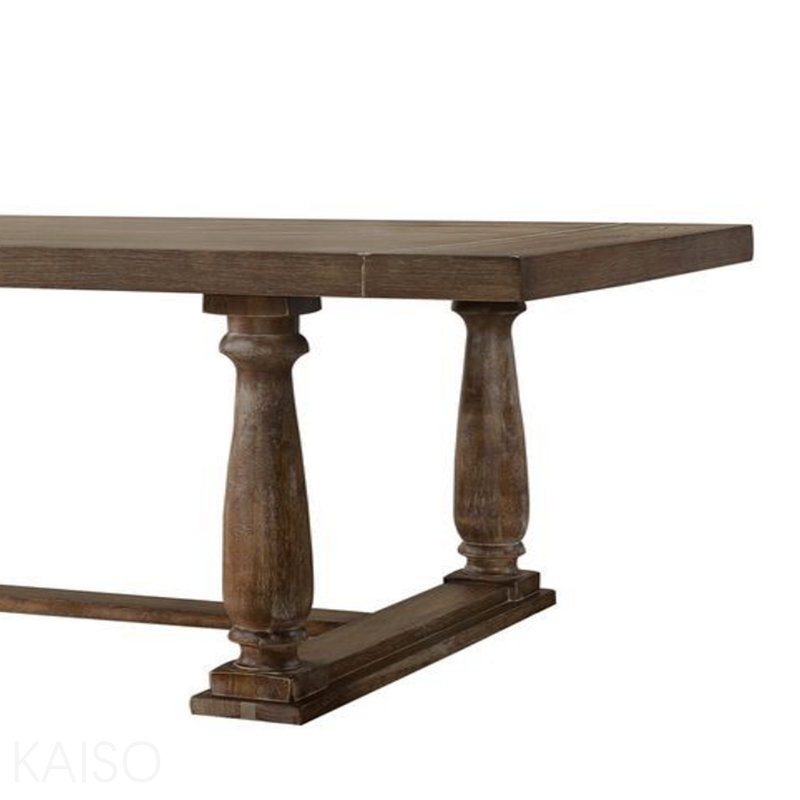 Table de salle à manger en chêne vieilli