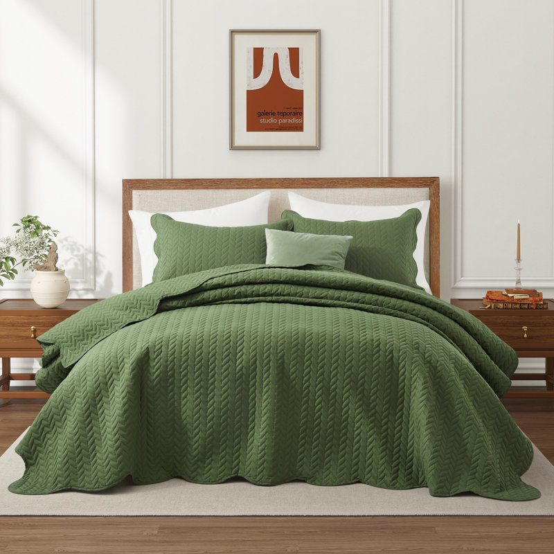 Lightweight King Bedspreads Set | Soft Microfiber | Hotel-Quality Finish, Green