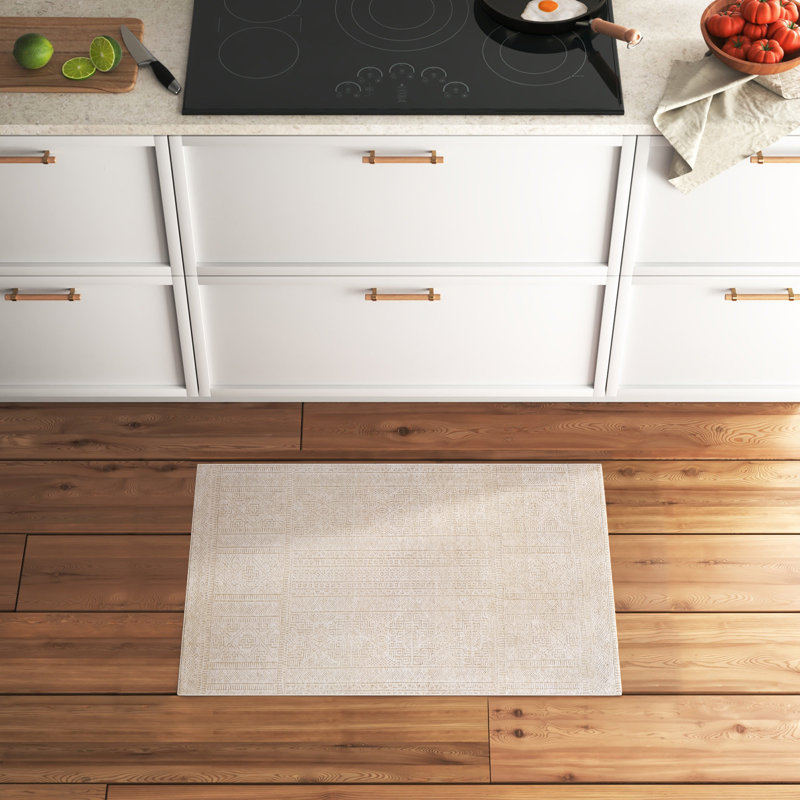 Blaine Oriental Indoor Rug, Rectangle 2' x 3'