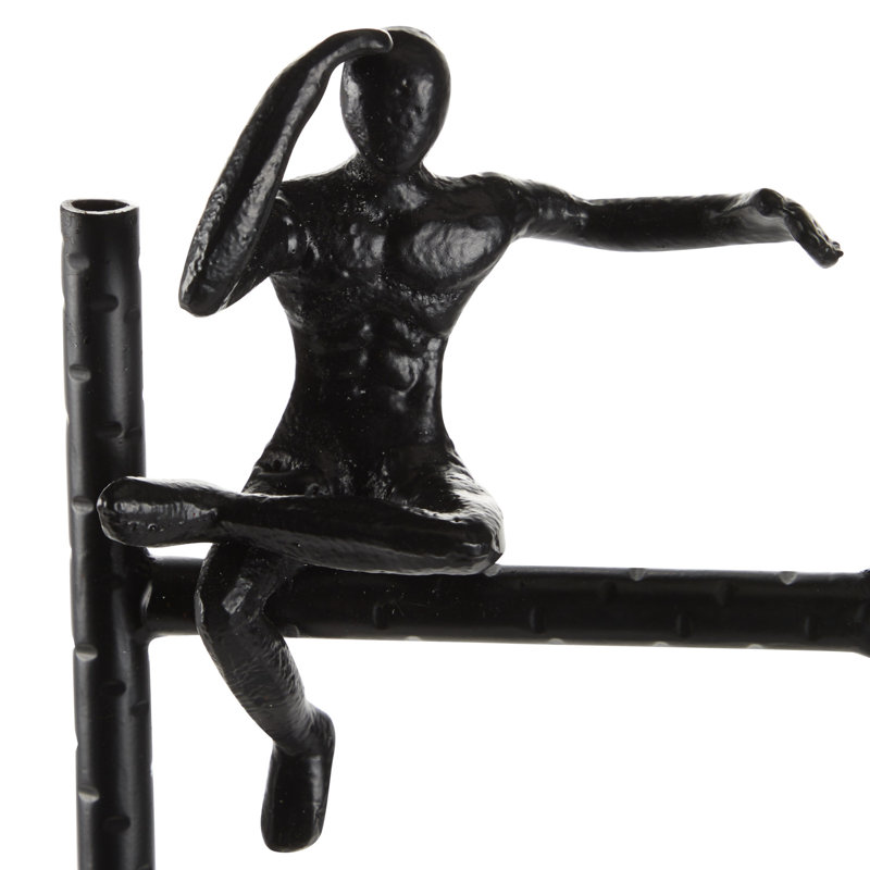 Choute People Statue