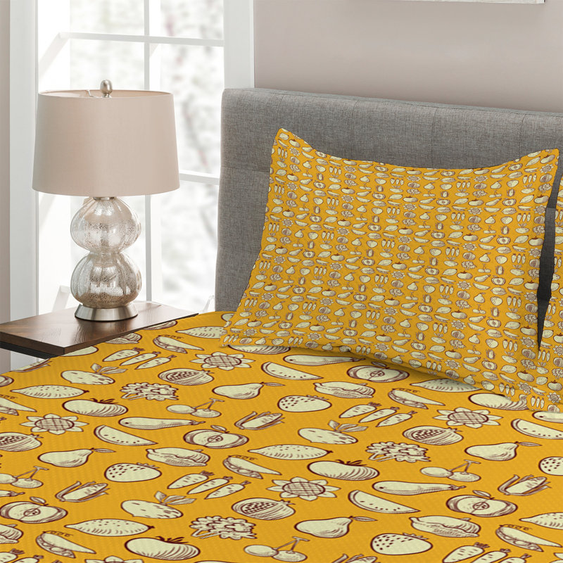 Farmhouse / Country Polyester Coverlet, King Bedspread + 2 Shams