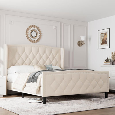 Lit plateforme tapissier en velours, aucun sommier nécessaire