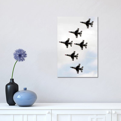 The Thunderbirds Form A 6-Ship Delta Formation - Wrapped Canvas Print