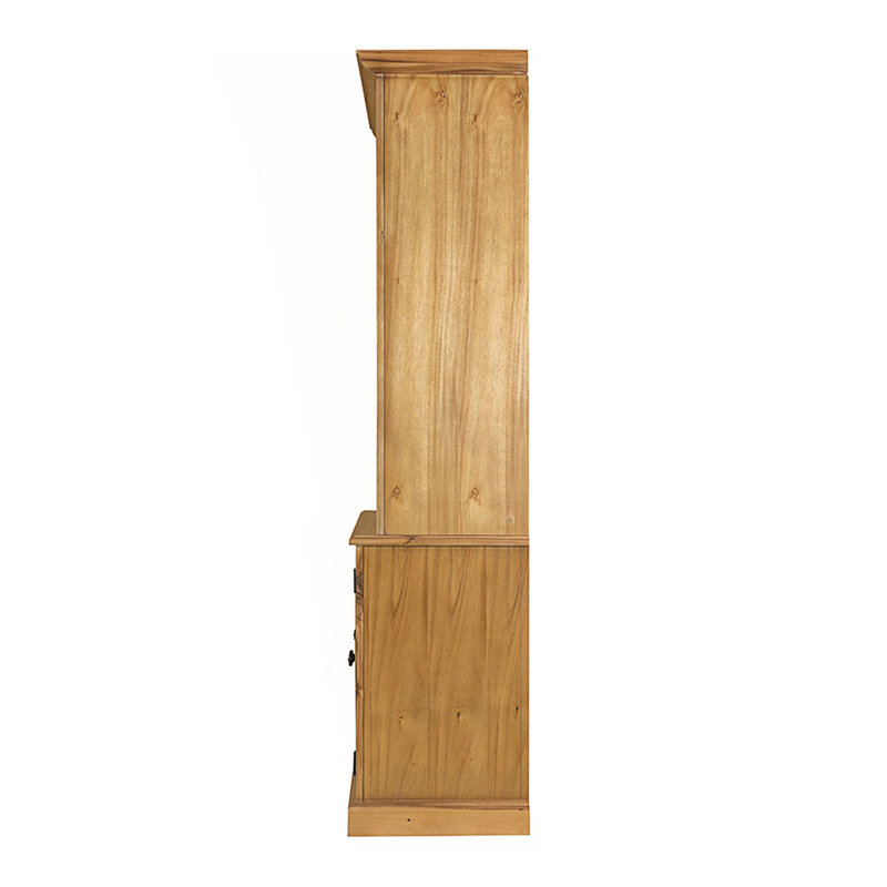 Armoire rustique de style campagnard