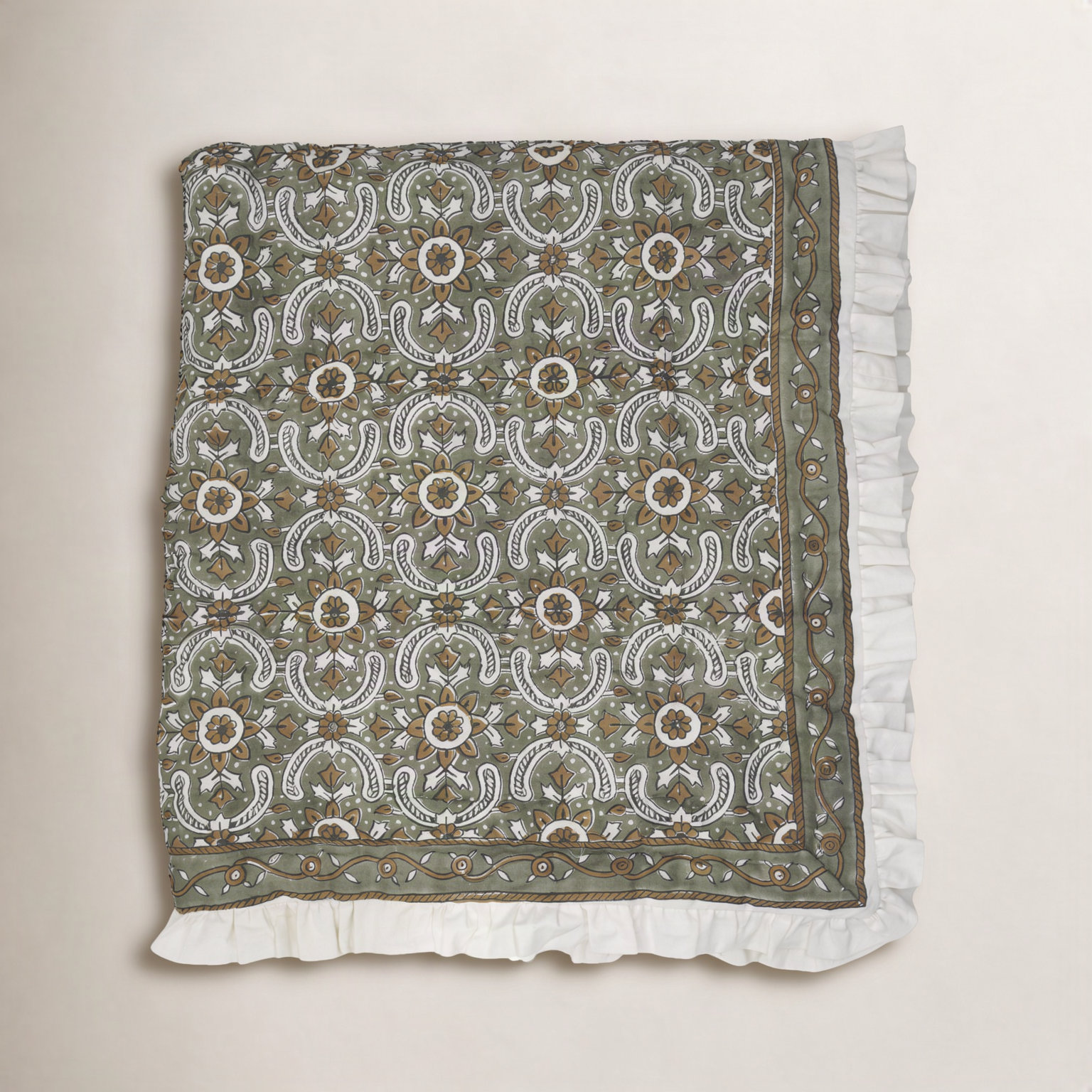 Fabdivine Cotton Quilted Throw Blanket, King Us, White/Green