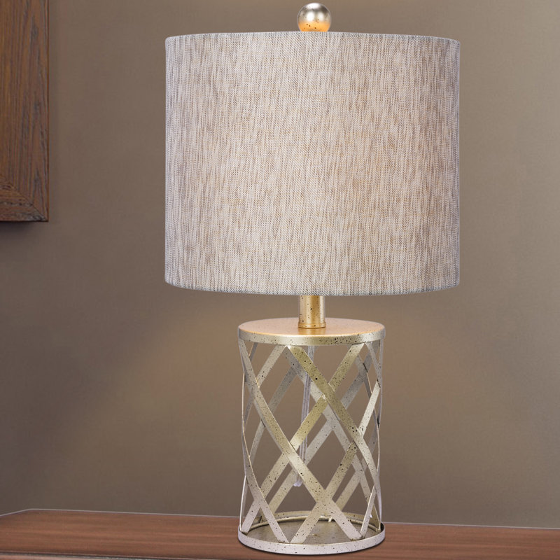 Fien Metal Table Lamp