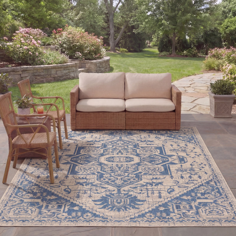 Tapis oriental d'intérieur / extérieur Courtyard Performance, Rectangle 8 pi x 10 pi
