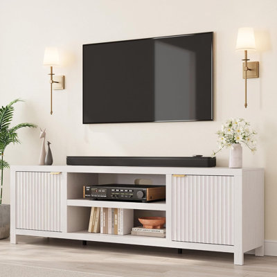 Fluted TV Stand, Modern Entertainment Center with Storage, Wooden Media Console Cabinet with Fluted Door