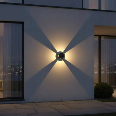 UltraBeam Round Black 12 Watt Outdoor Wall Light - IP65 rated - 3000k Warm White - 150mm Diameter