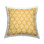 Coussin en forme de losange jaune avec motif zigzag imprimé par Linda Birtel