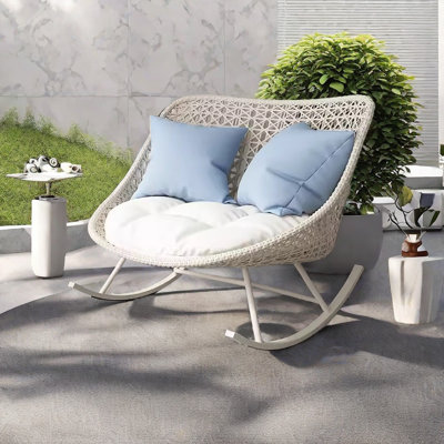 Chaise berçante décontractée simple et moderne