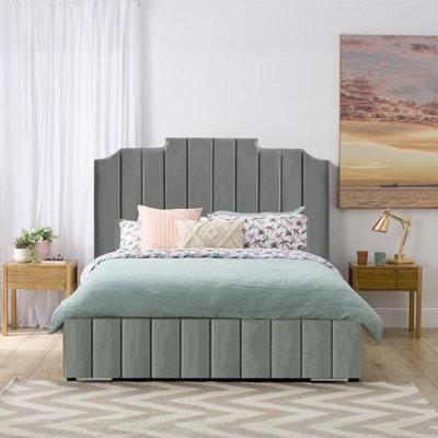 Alyshea Upholstered Bed