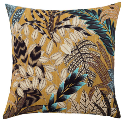 Hefni Qudratisch Cushion