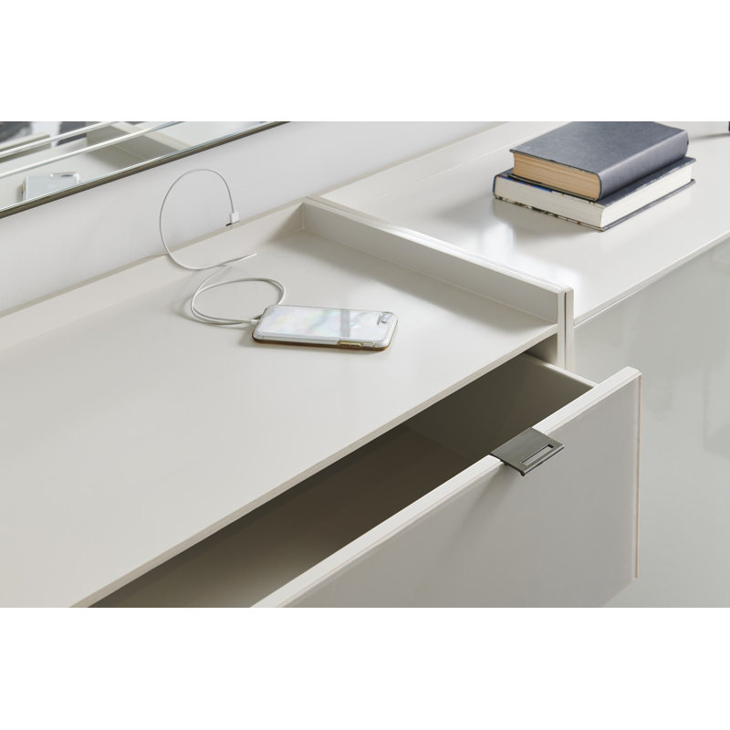 Modern Expressions 3 - Drawer Dresser