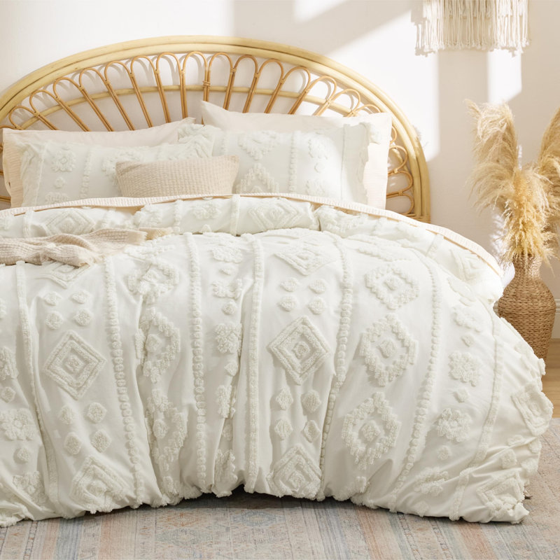 Bedsure Comforter Set-Bow Tufted, Queen Comforter + 2 Queen Shams, Oat Milk