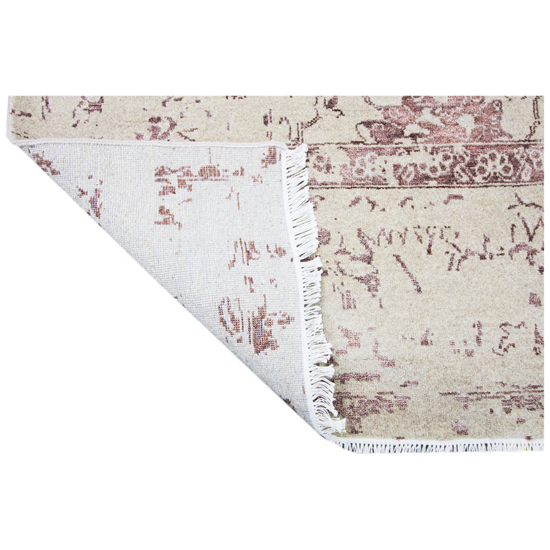 Oriental Area Rug in Natural/Wine, Rectangle 6' x 9'
