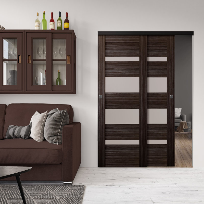 Porte de placard coulissante à panneaux en bois préfini Mirella, 55,50 po x 79,38 po, Chêne