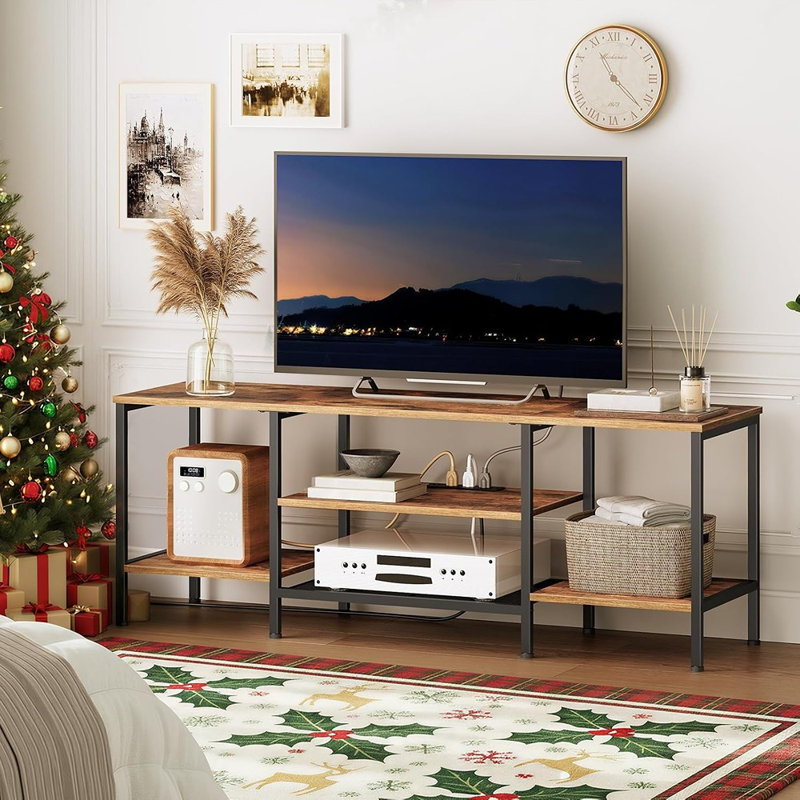 Meuble télé avec prises électriques, meuble multimédia marron rustique avec étagères de rangement ouvertes, console multimédia de style industriel pour salon
