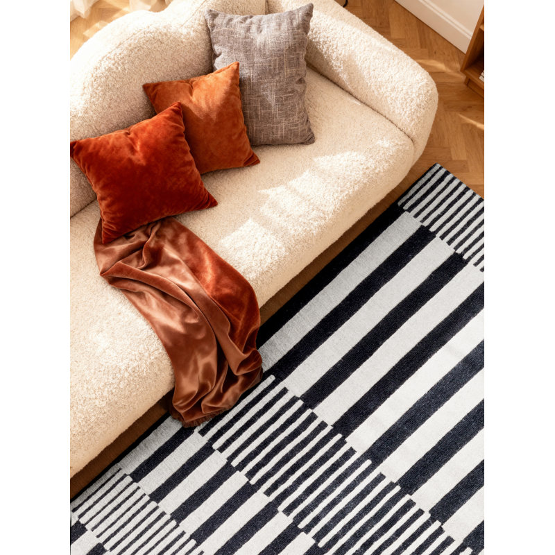 Stryve Striped Wool Hand Woven Area Rug, Rectangle 120 x 180 cm