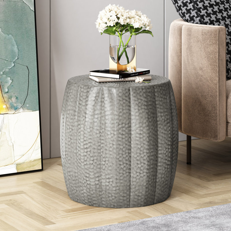 Table de bout Modern, Argent antique