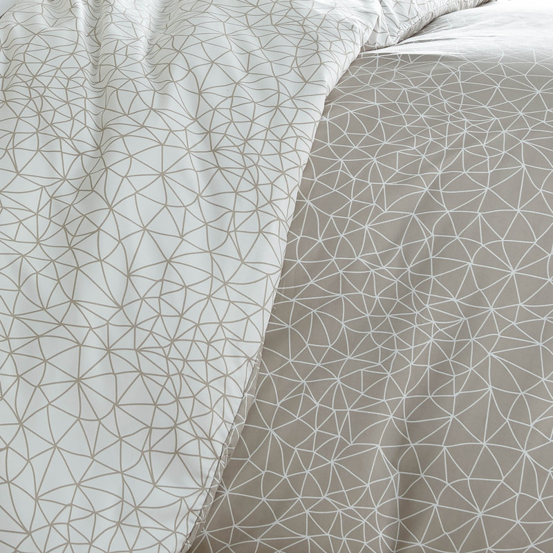 Geometric Maze Oversized Reversible Microfiber Comforter Set by Southshore Fine Linens, King Comforter + 2 Shams, Taupe
