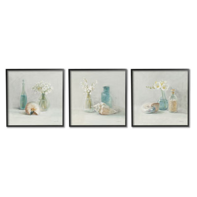 «Nautical Shells and Florals Soft Jars Still Life» par Danhui Nai - 3 pièces, impression